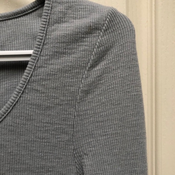 Scooped Neck Blue Grey Long Sleeve - Picture 3 of 3